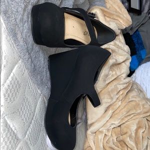 wedged heels size 7.5